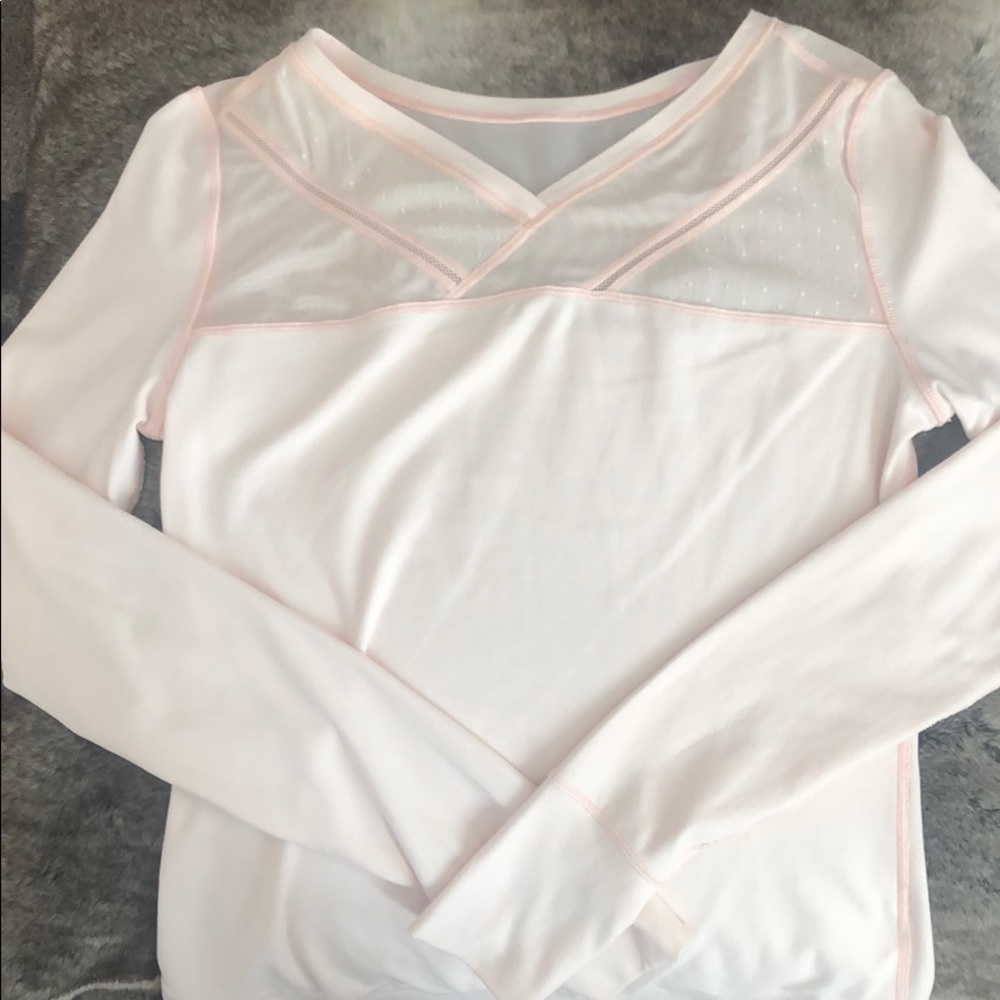 Lululemon mesh insert top